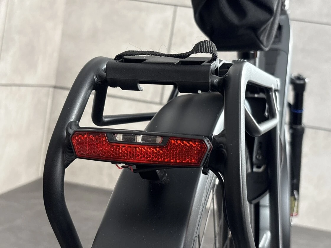 Rower elektryczny na pasku Riese & Muller Nevo 5 Vario Core