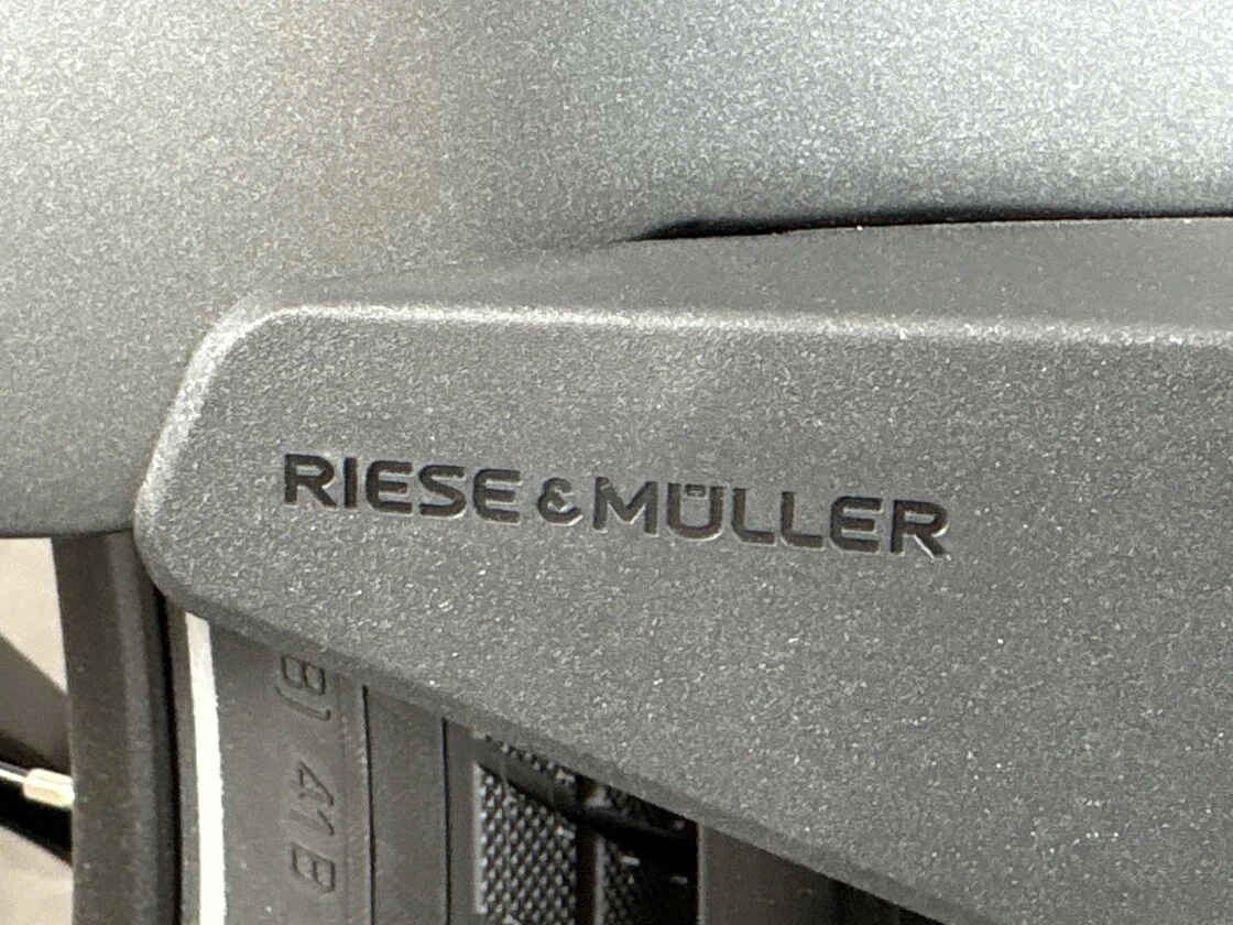 Rower elektryczny na pasku Riese & Muller Nevo 5 Vario Core
