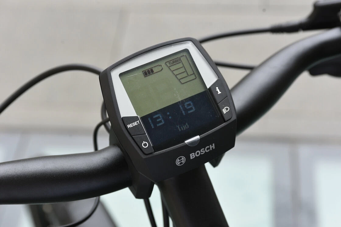 Rower elektryczny na pasku Sparta D-Burst M8TB Smart Alfine 8 GPS