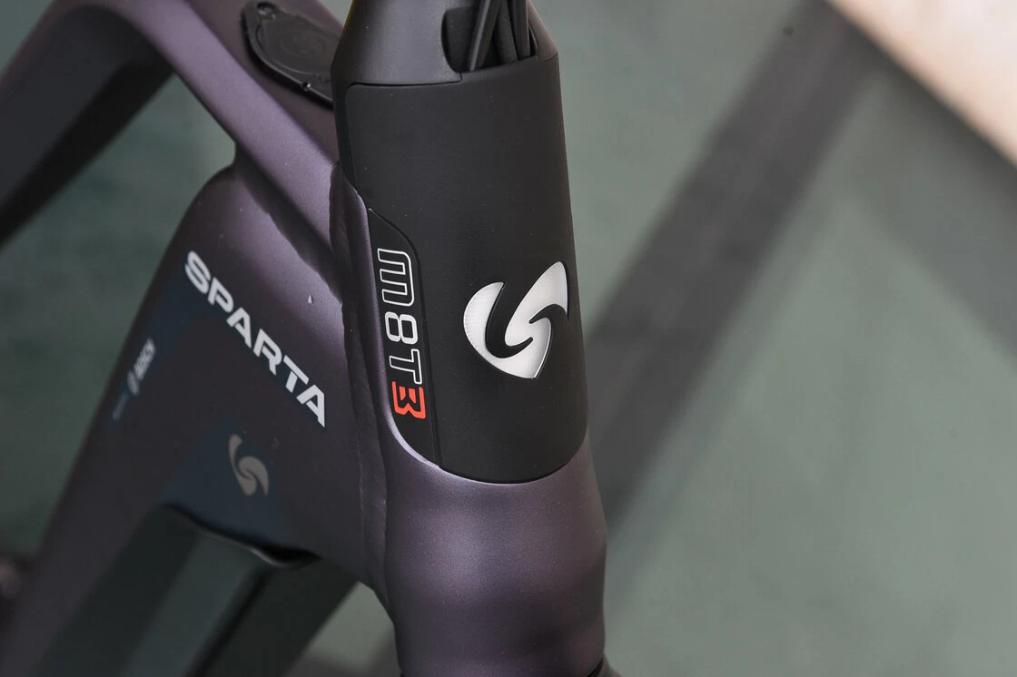Rower elektryczny na pasku Sparta D-Burst M8TB Smart Alfine 8 GPS