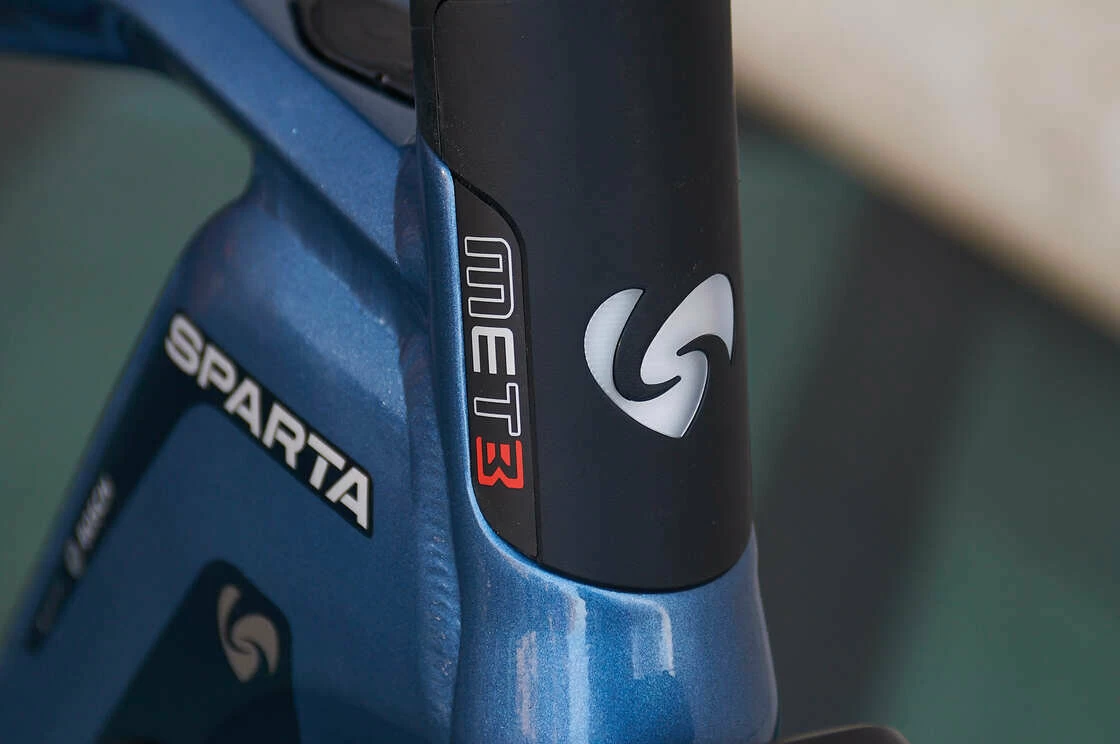 Rower elektryczny na pasku Sparta D-Burst METB Smart Speed Enviolo 625Wh