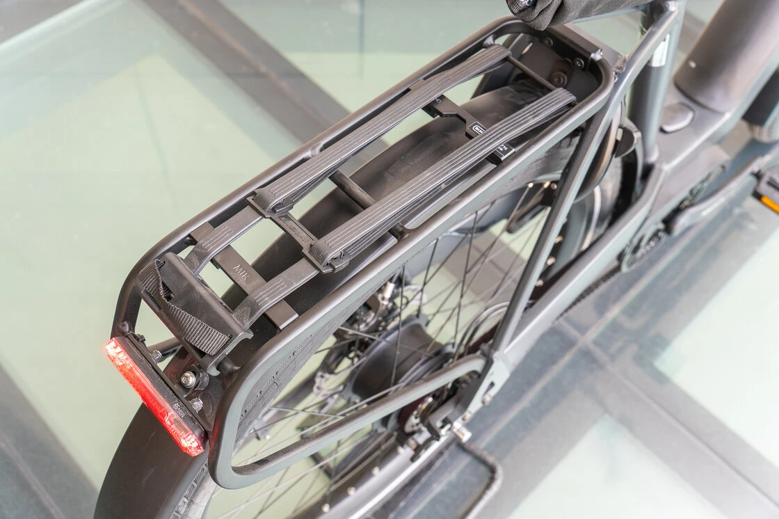 Rower elektryczny Riese & Muller Nevo 4 GT Vario Red Dark grey matt
