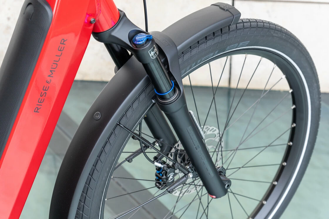 Rower elektryczny Riese & Muller Nevo GT Vario na pasku NYON Dynamic Red