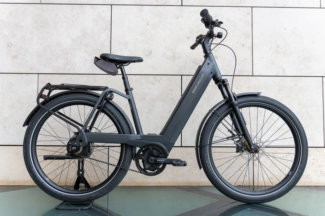Rower elektryczny Riese & Muller Nevo GT Vario na pasku SMART 625Wh Intuvia 100 Dark Grey Mat