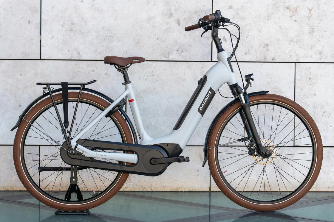 Rower elektryczny z baterią w ramie Batavus Altura E-go Power PRO Smart