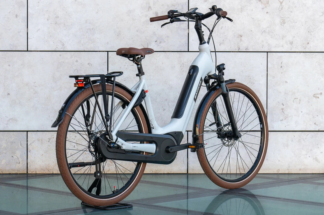 Rower elektryczny z baterią w ramie Batavus Altura E-go Power PRO Smart
