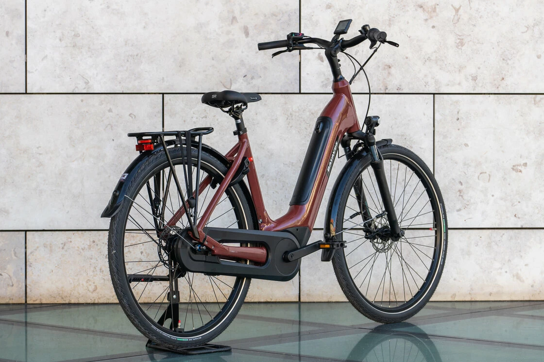 Rower elektryczny z baterią w ramie Batavus Altura E-go Power PRO Smart