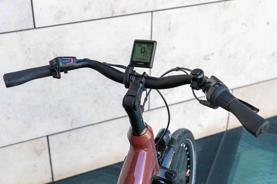 Rower elektryczny z baterią w ramie Batavus Altura E-go Power PRO Smart