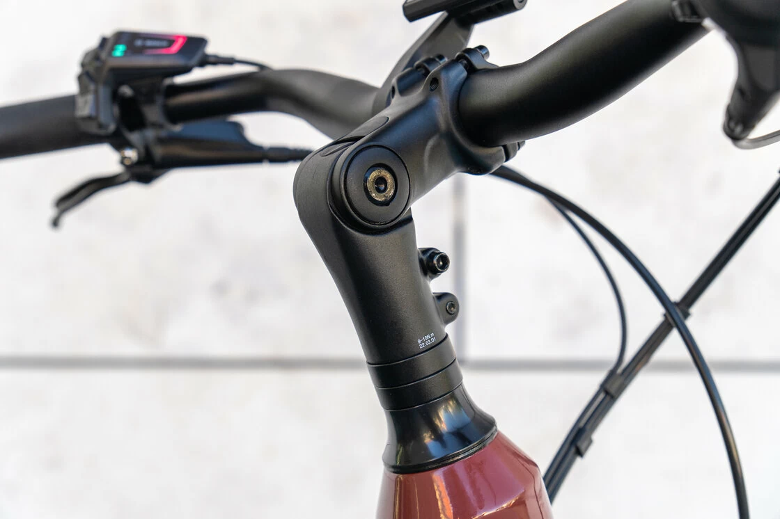 Rower elektryczny z baterią w ramie Batavus Altura E-go Power PRO Smart