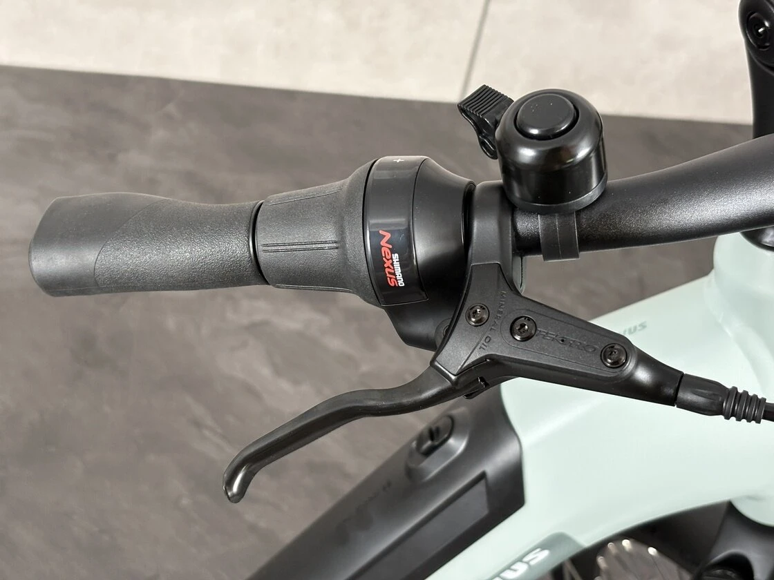 Rower elektryczny z baterią w ramie Batavus Altura PT Pro 500Wh Grey Turquoise Mat
