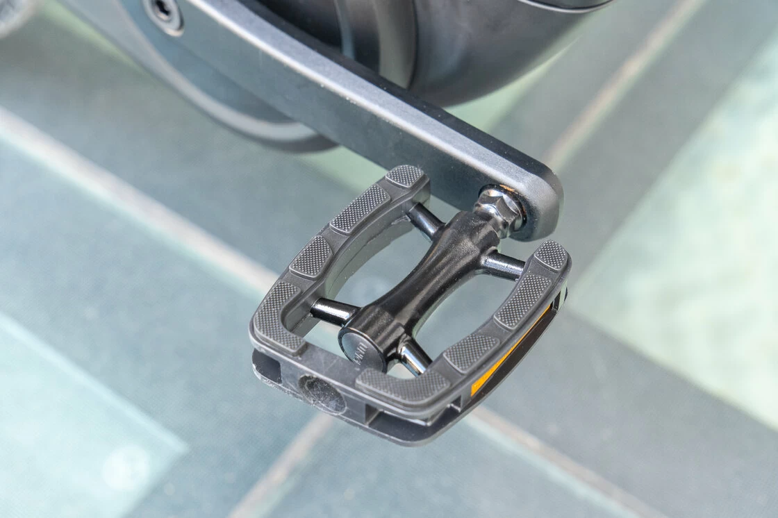 Rower elektryczny z baterią w ramie Batavus Finez E-go Power Męski Black Mat