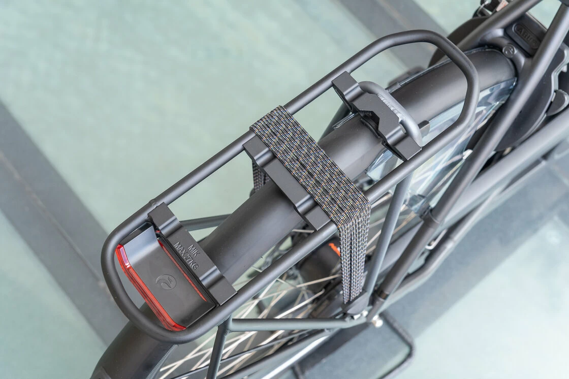 Rower elektryczny z baterią w ramie Batavus Finez E-go Power Męski Black Mat