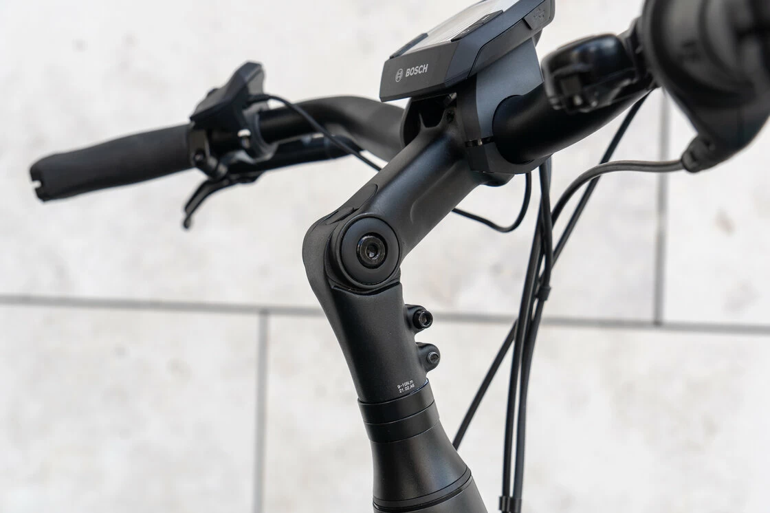 Rower elektryczny z baterią w ramie Batavus Finez E-go Power Męski Black Mat