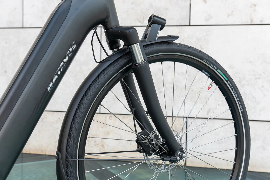Rower elektryczny z baterią w ramie Batavus Finez E-go Power Męski Black Mat
