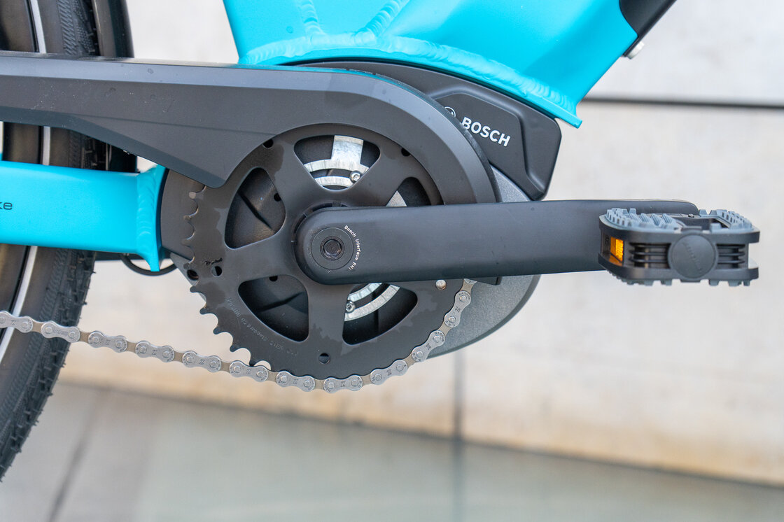 Rower elektryczny z baterią w ramie BBF E-City Chur Bosch 630Wh Petrol Mat