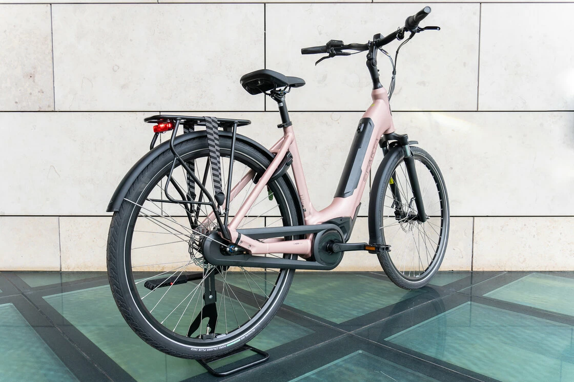 Rower elektryczny z baterią w ramie Sparta c-Grid Energy Bosch Smart 500Wh New Pink Mat 61