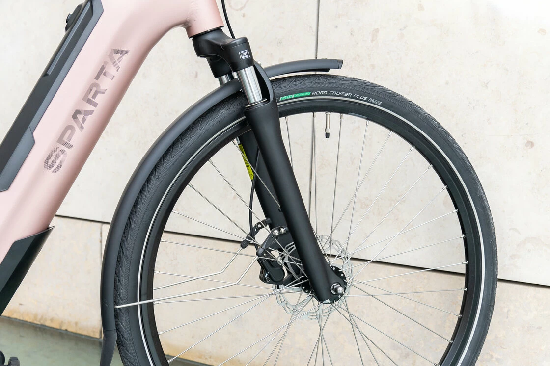 Rower elektryczny z baterią w ramie Sparta c-Grid Energy Bosch Smart 500Wh New Pink Mat 61