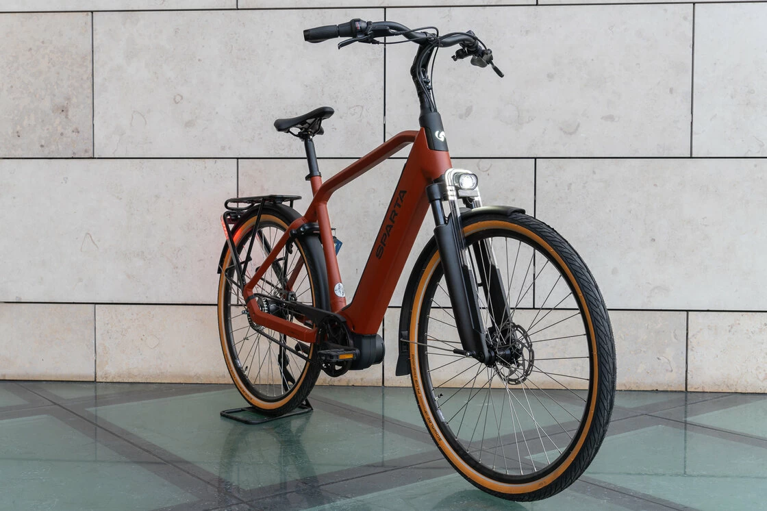 Rower elektryczny z baterią w ramie Sparta d-Rule Energy Męski Jaspis Red Mat 53