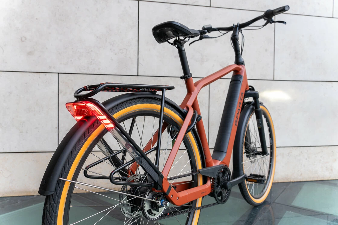 Rower elektryczny z baterią w ramie Sparta d-Rule Energy Męski Jaspis Red Mat 53