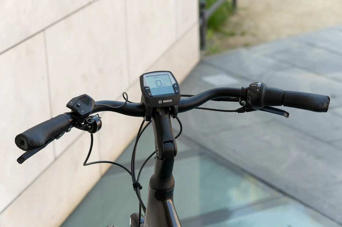 Rower elektryczny z paskiem KOGA ENova Evo PT bateria w ramie Onix