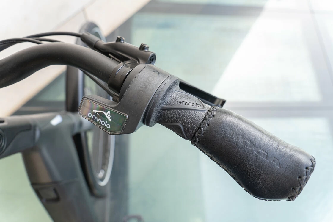 Rower elektryczny z paskiem KOGA EVIA PRO Bosch Smart System Black Mat