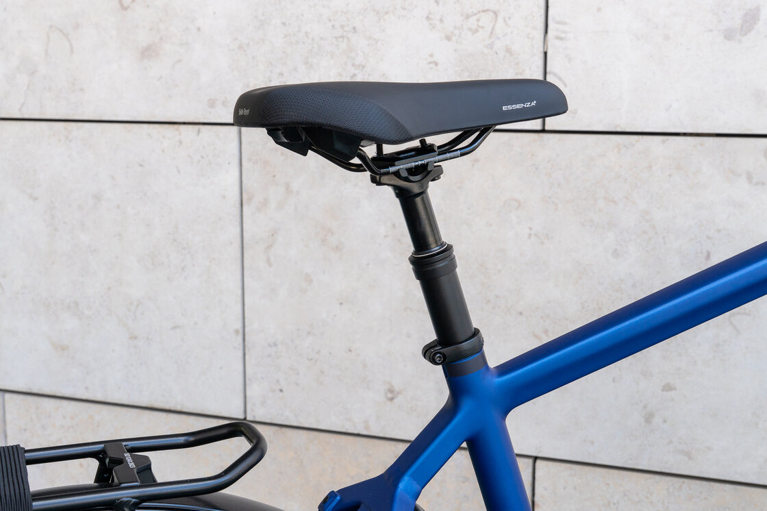 Rower elektryczny z paskiem KOGA E-XITE 800Wh Męski Sapphire Mat