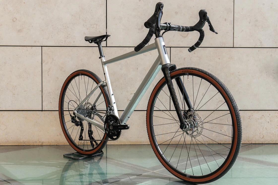 Rower Gravel Rondo Ruut AL1 2X G3 Chrome / Black