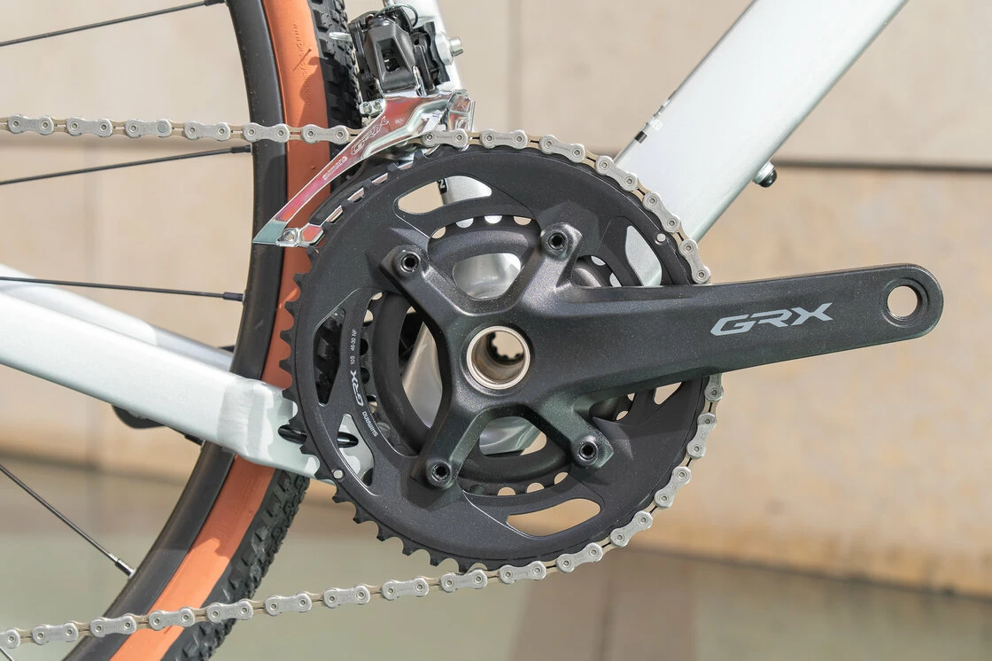 Rower Gravel Rondo Ruut AL1 2X G3 Chrome / Black
