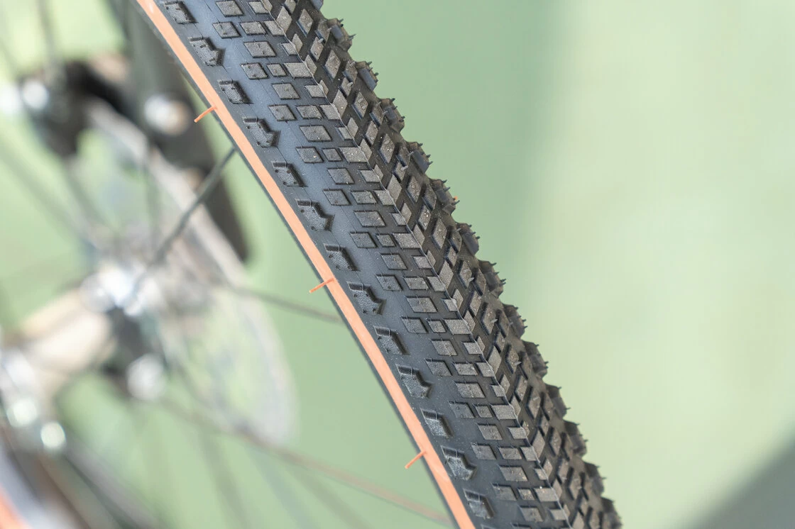 Rower Gravel Rondo Ruut AL1 2X G3 Chrome / Black