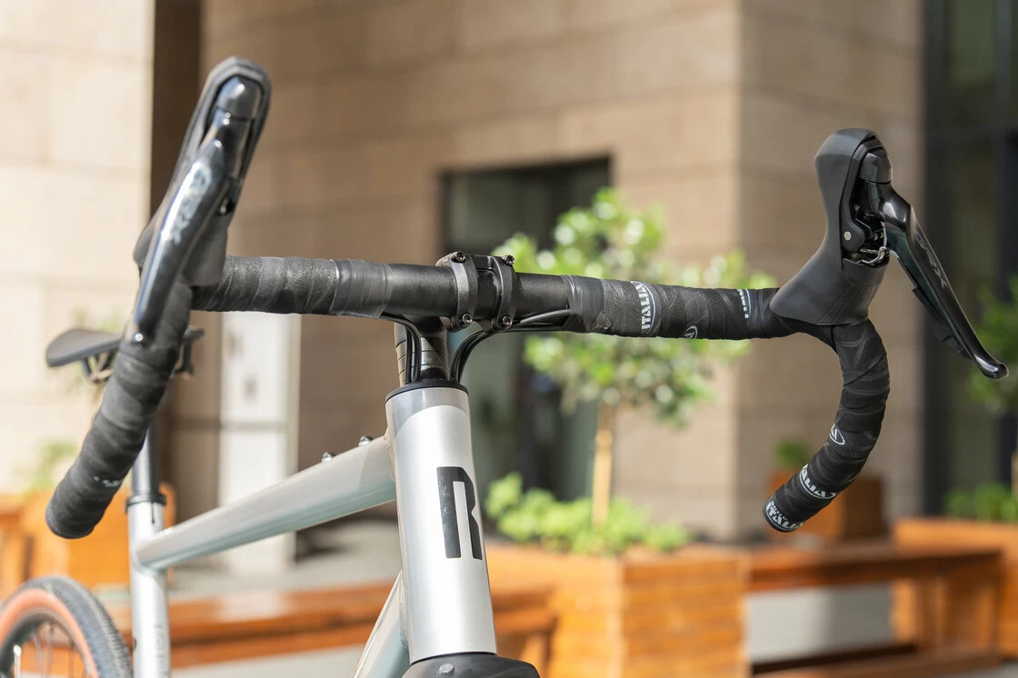Rower Gravel Rondo Ruut AL1 2X G3 Chrome / Black