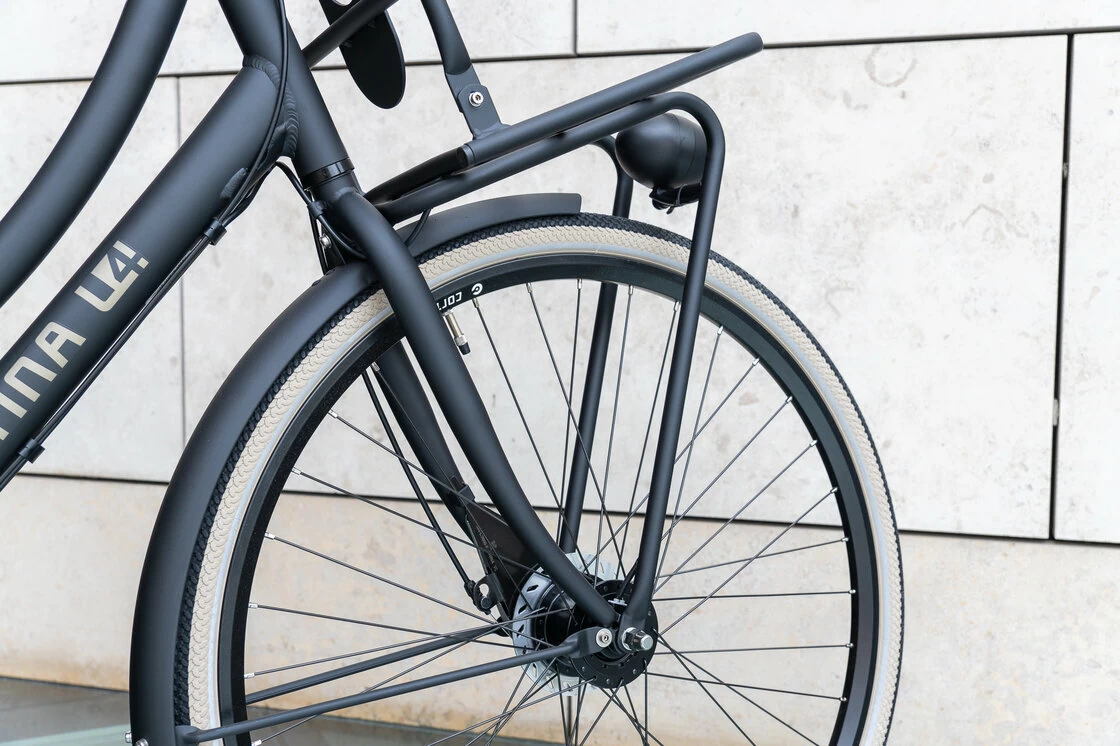 Rower miejski Cortina U4 Black Mat 61