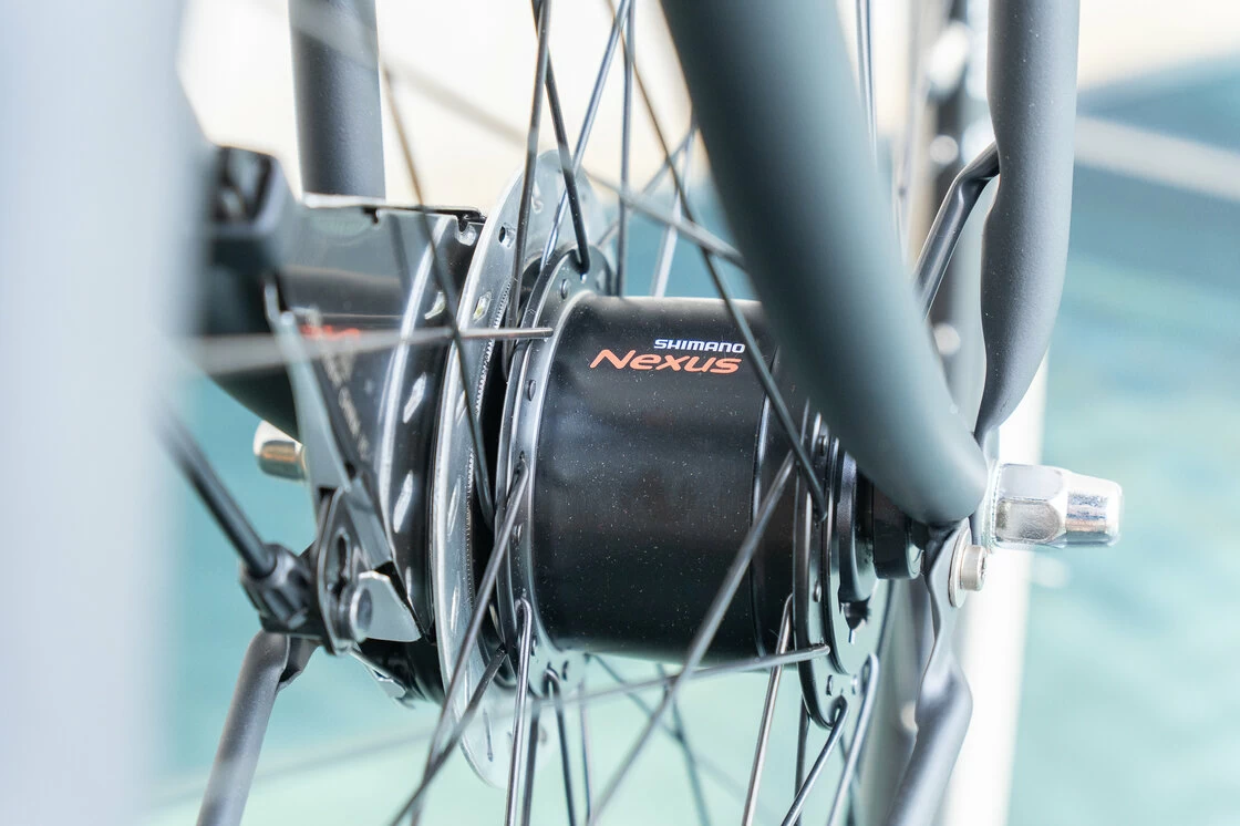 Rower miejski Cortina U4 Black Mat 61