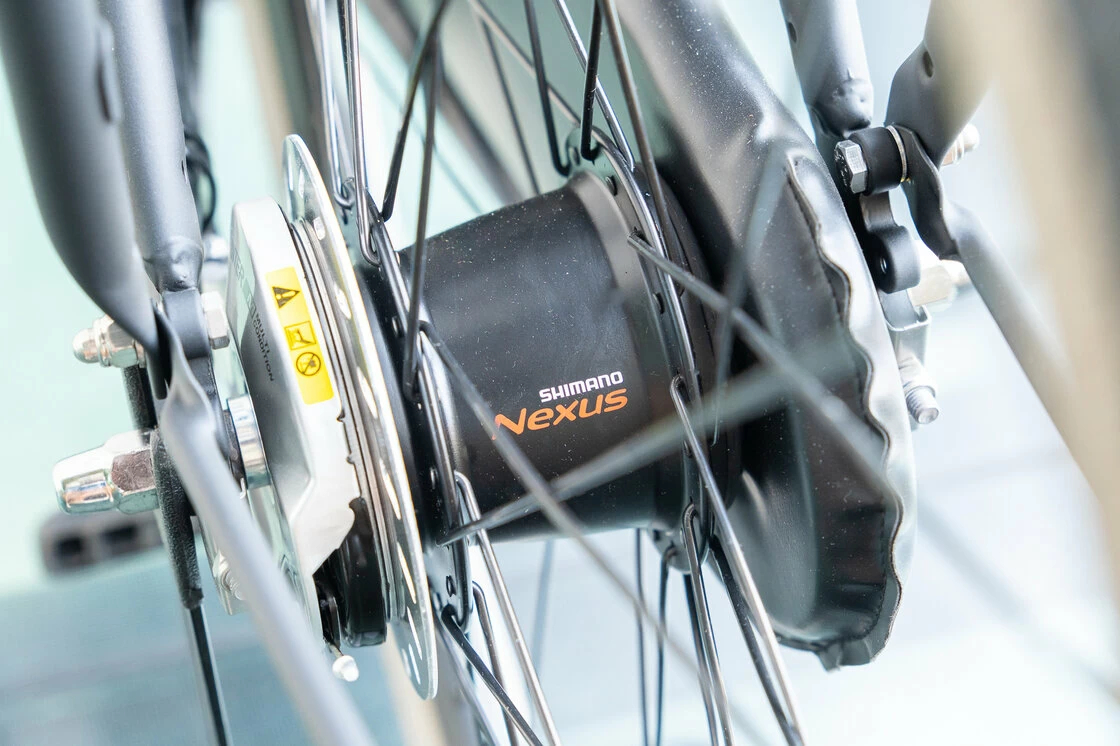 Rower miejski Cortina U4 Black Mat 61