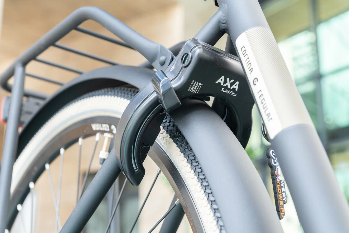 Rower miejski Cortina U4 Black Mat 61