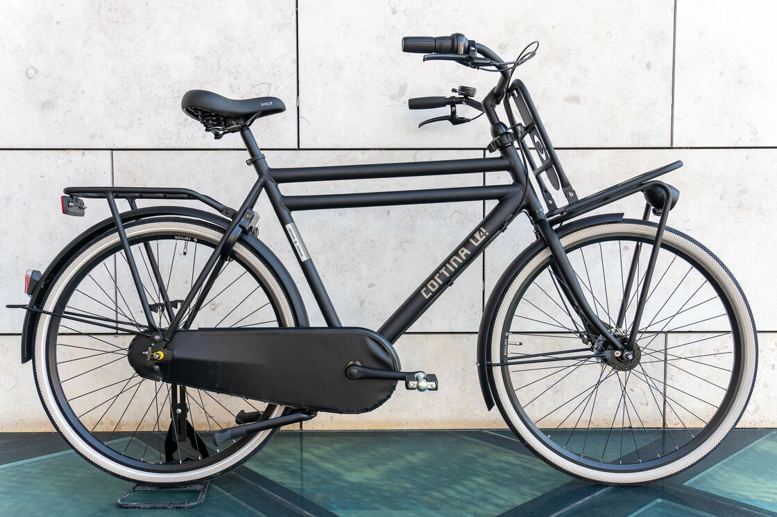 Rower miejski Cortina U4 Męski Black Mat 56