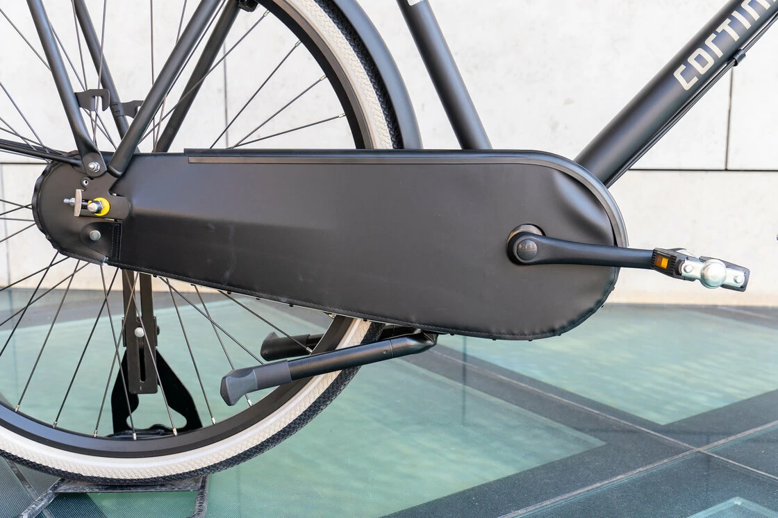 Rower miejski Cortina U4 Męski Black Mat 56