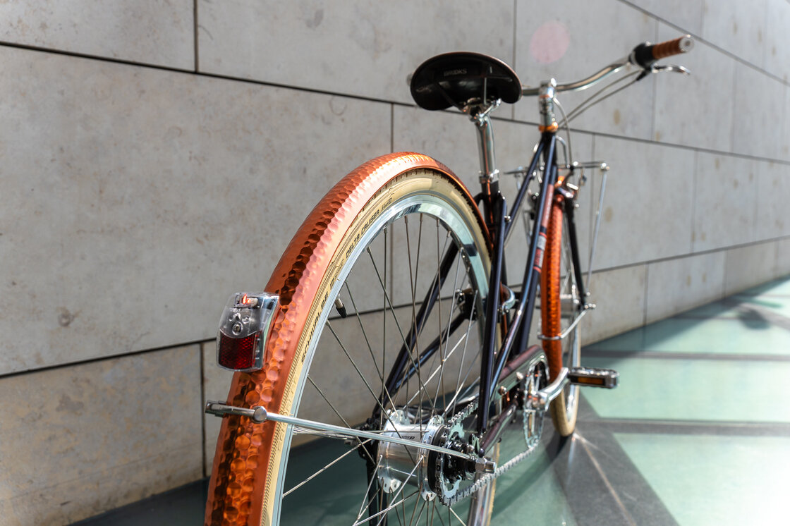 Rower miejski Creme CafeRacer Doppio 7S Pinot Noir