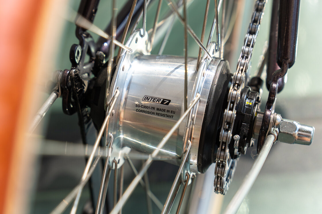 Rower miejski Creme CafeRacer Doppio 7S Pinot Noir