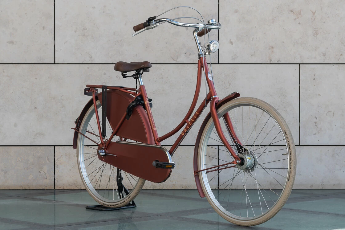 Rower miejski Gazelle Classic Ruby Red Mat 57