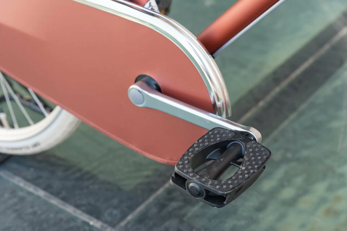 Rower miejski Gazelle Classic Ruby Red Mat 57