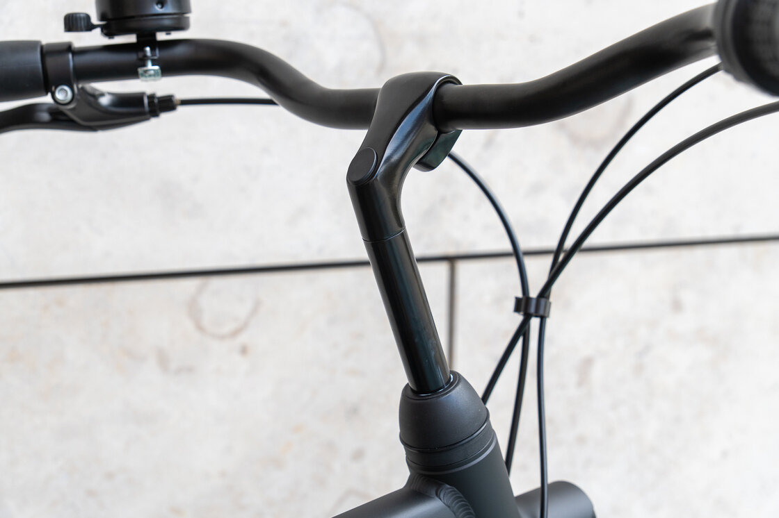 Rower miejski Gazelle Esprit T3 Męski Black mat