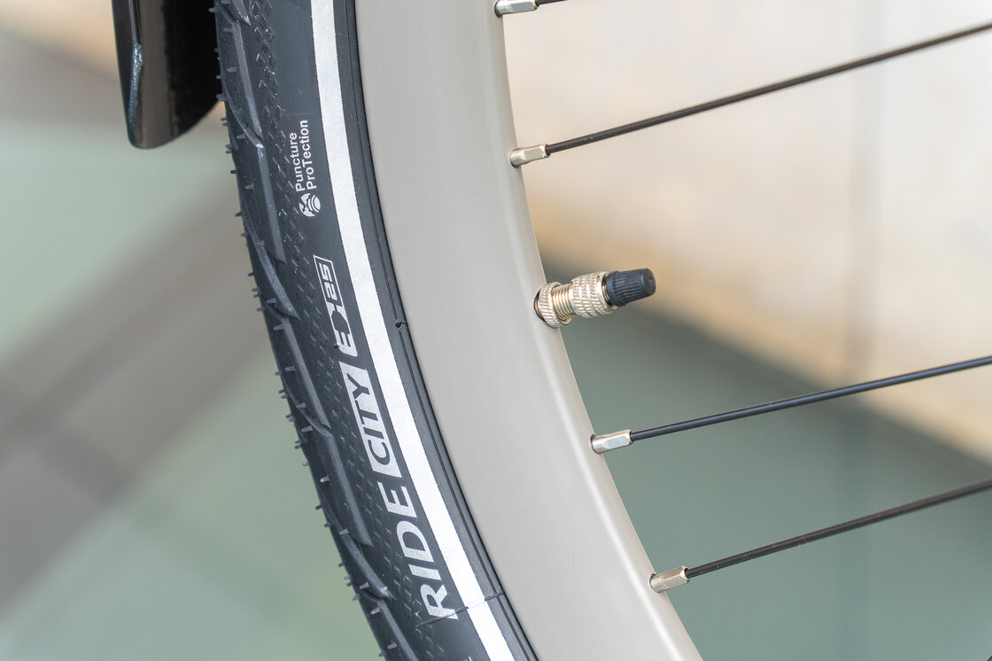 Rower miejski Gazelle Esprit T3 Męski Black mat