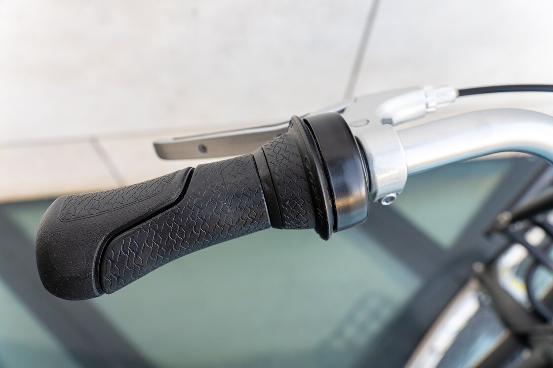 Rower miejski Gazelle Miss Grace Black Mat