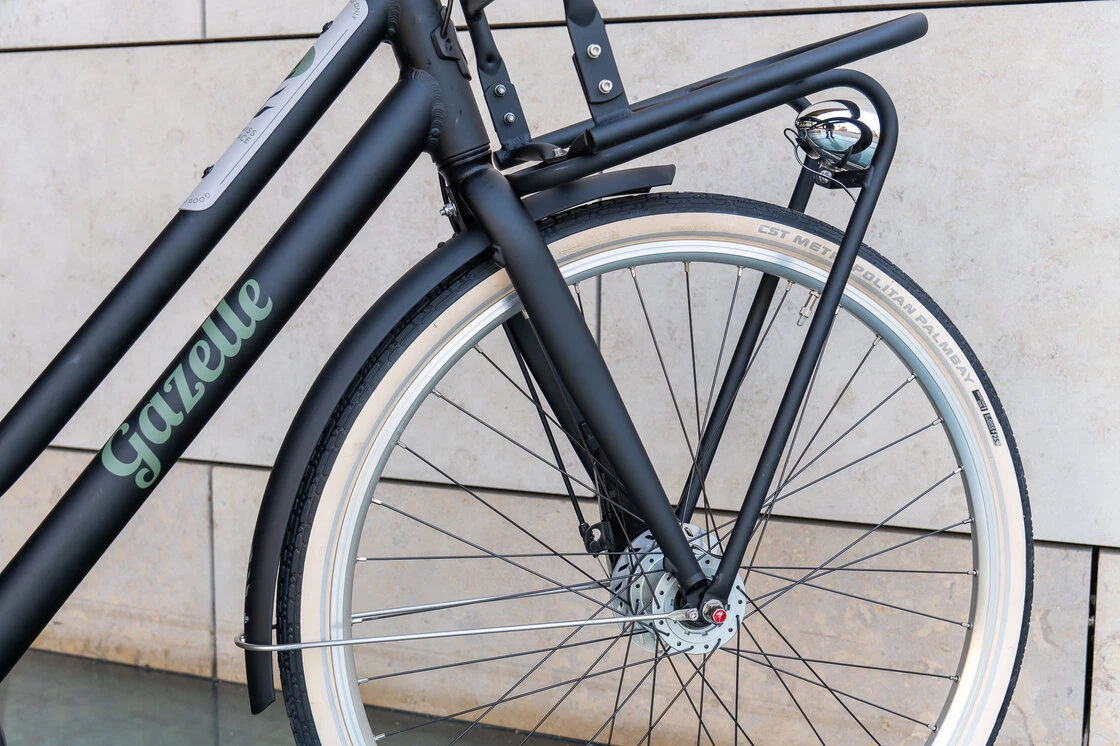 Rower miejski Gazelle Miss Grace Black Mat 59