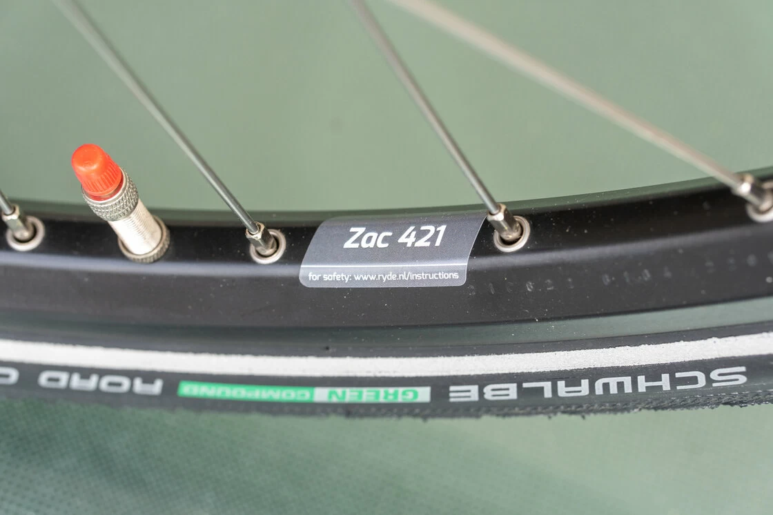 Rower na pasku Batavus Finez Exclusive Alfine 8