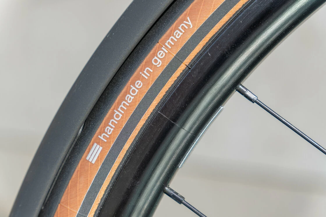 Rower na pasku Creme Ristretto Lightning Alfine 8
