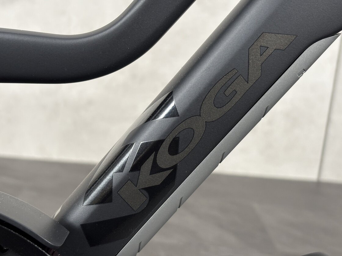 Rower na pasku KOGA F3 8.0 (Alfine 11) MY27 Vulcan Black (mat)