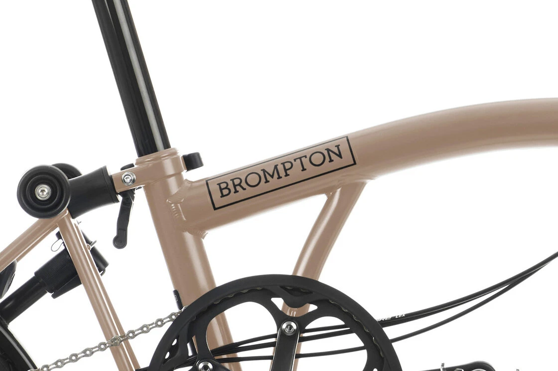 Rower składany Brompton C-Line 12s Dynamo SV8 Dune Sand