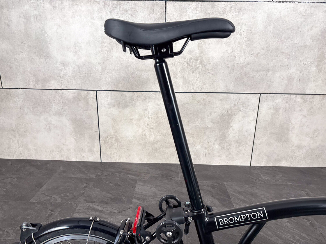 Rower składany Brompton C-Line 4s Dynamo SV8 Matt Black