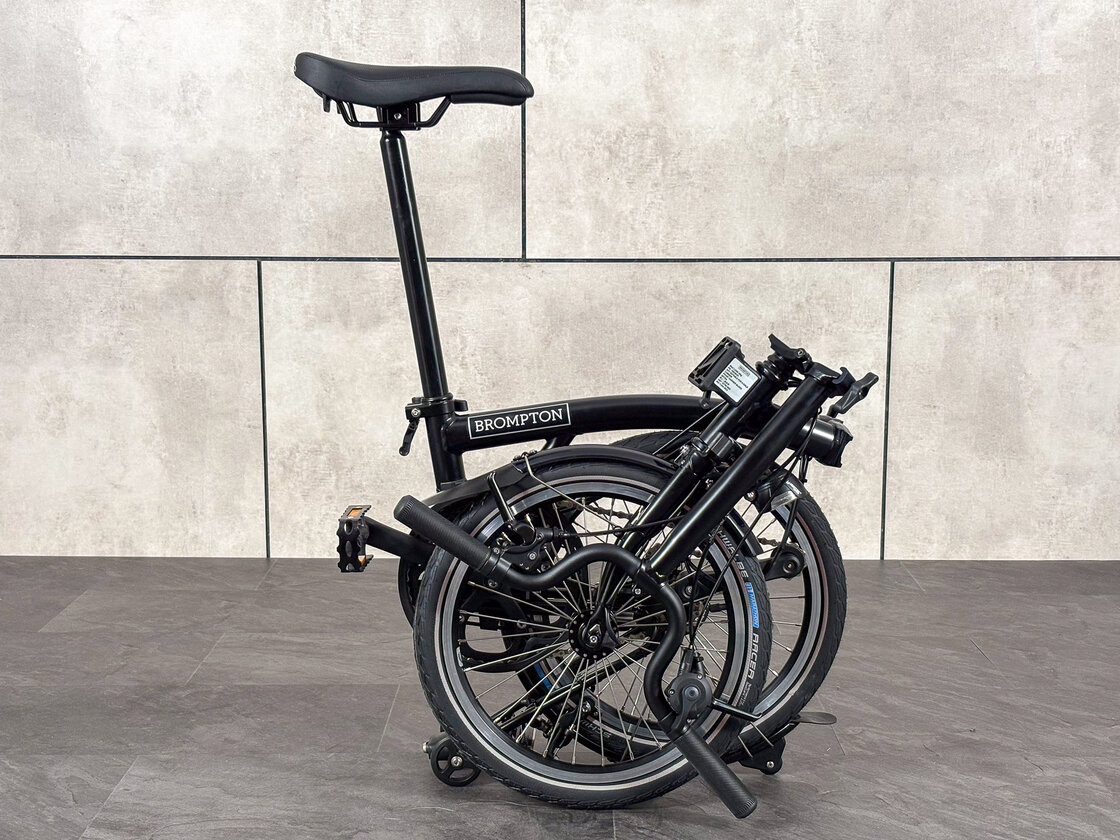 Rower składany Brompton C-Line 4s Dynamo SV8 Matt Black